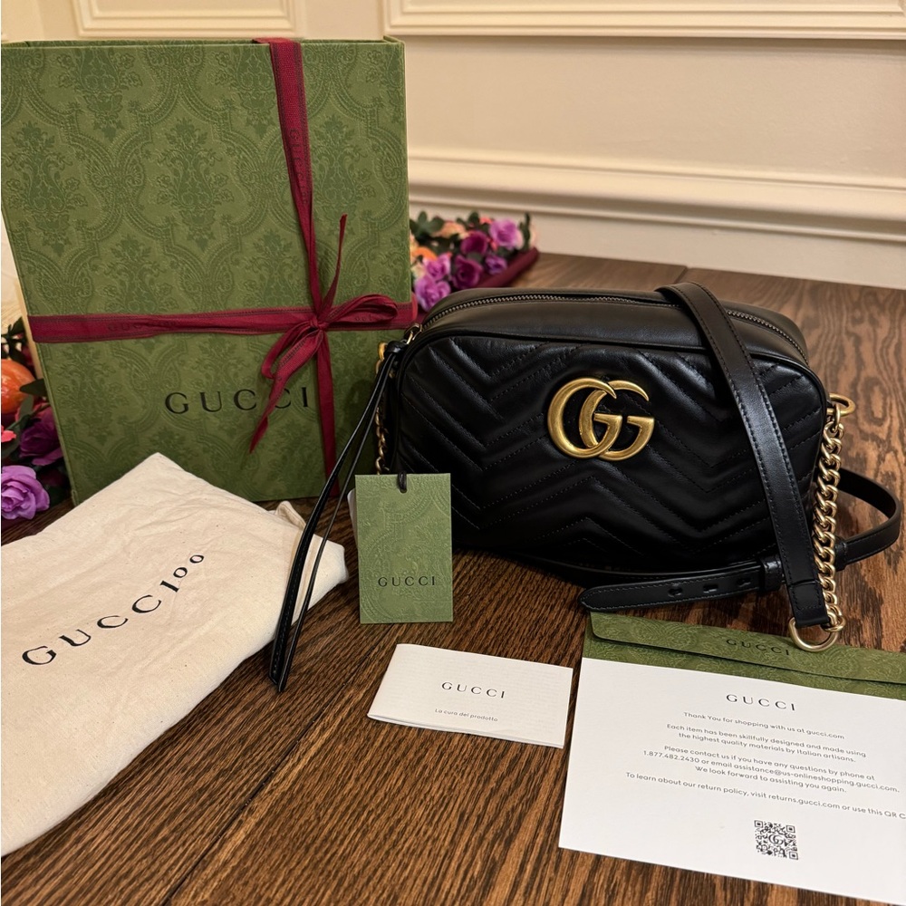 GUCCI GG MARMONT SMALL CROSSBODY